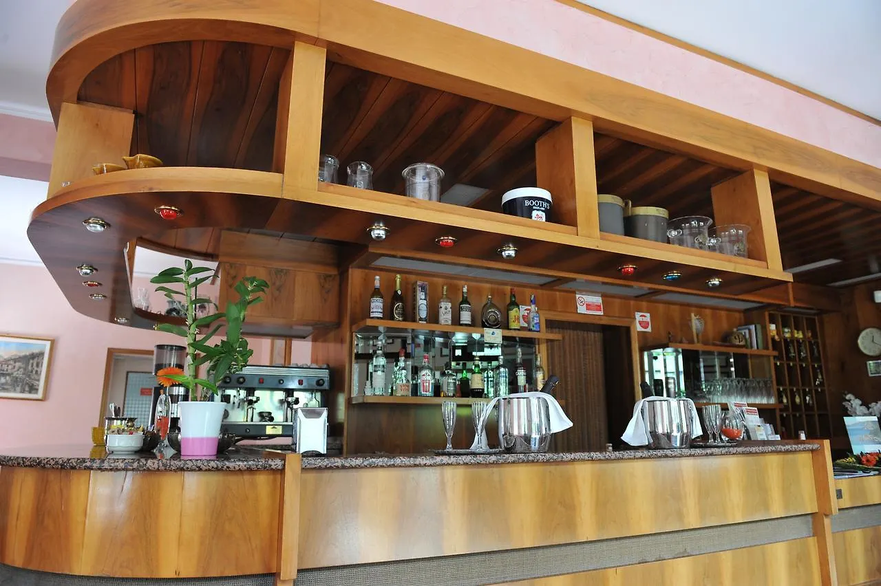 Hotel Bellavista Meuble Monte Isola