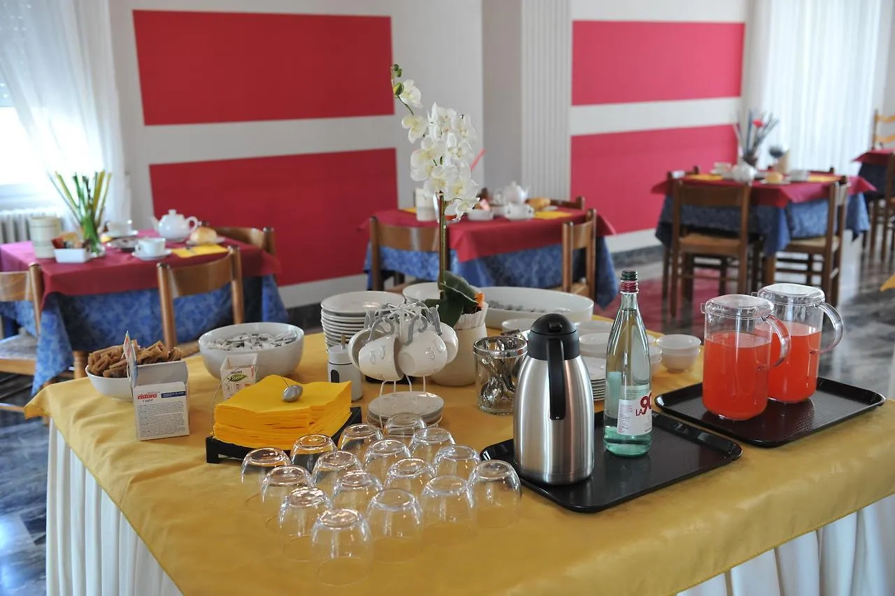 Hotel Bellavista Meuble Monte Isola 2*,