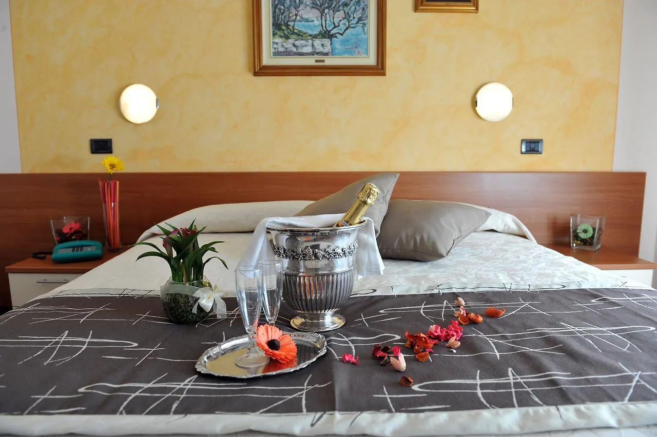 Hotel Bellavista Meuble Monte Isola
