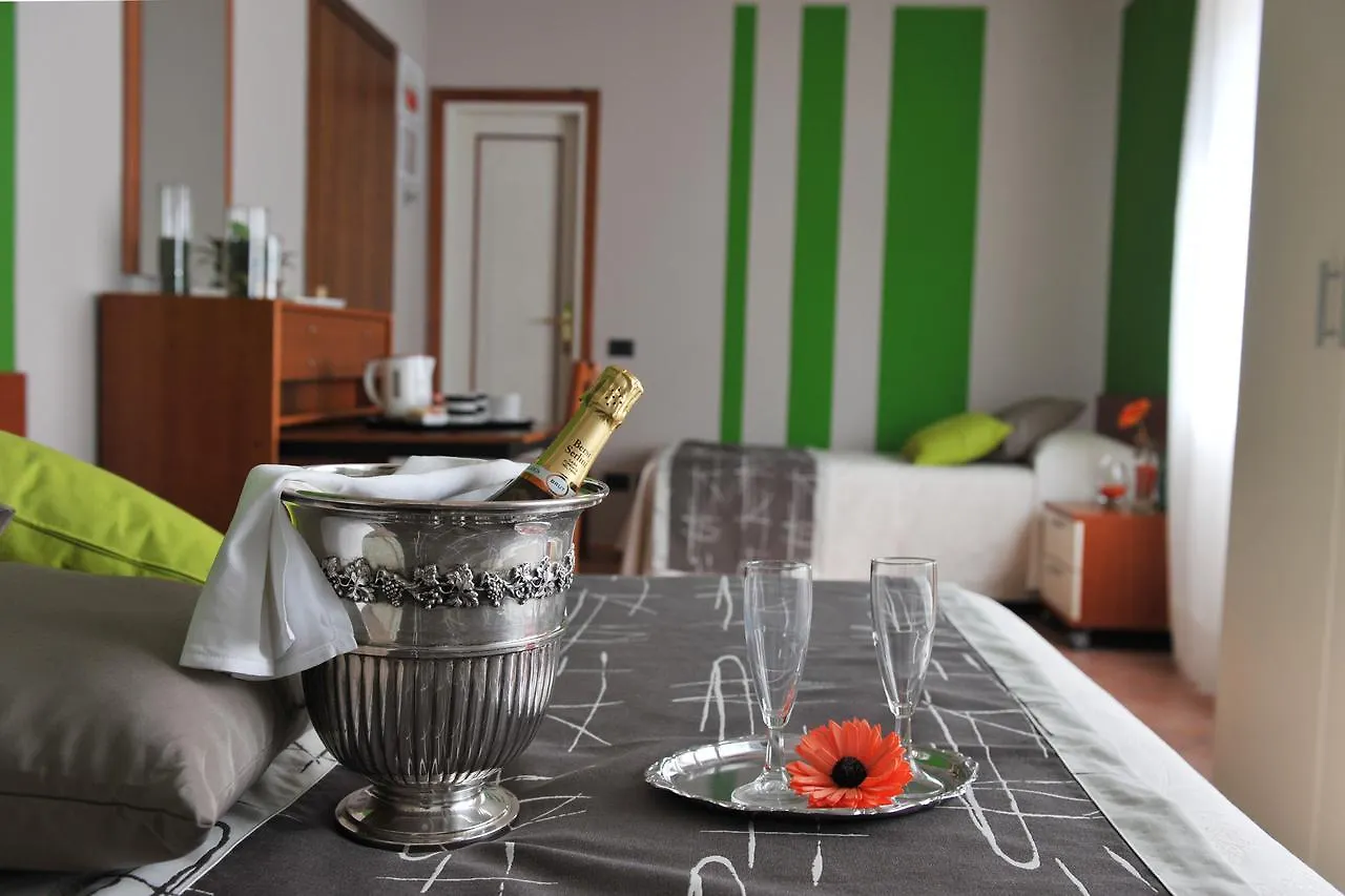 Hotel Bellavista Meuble Monte Isola