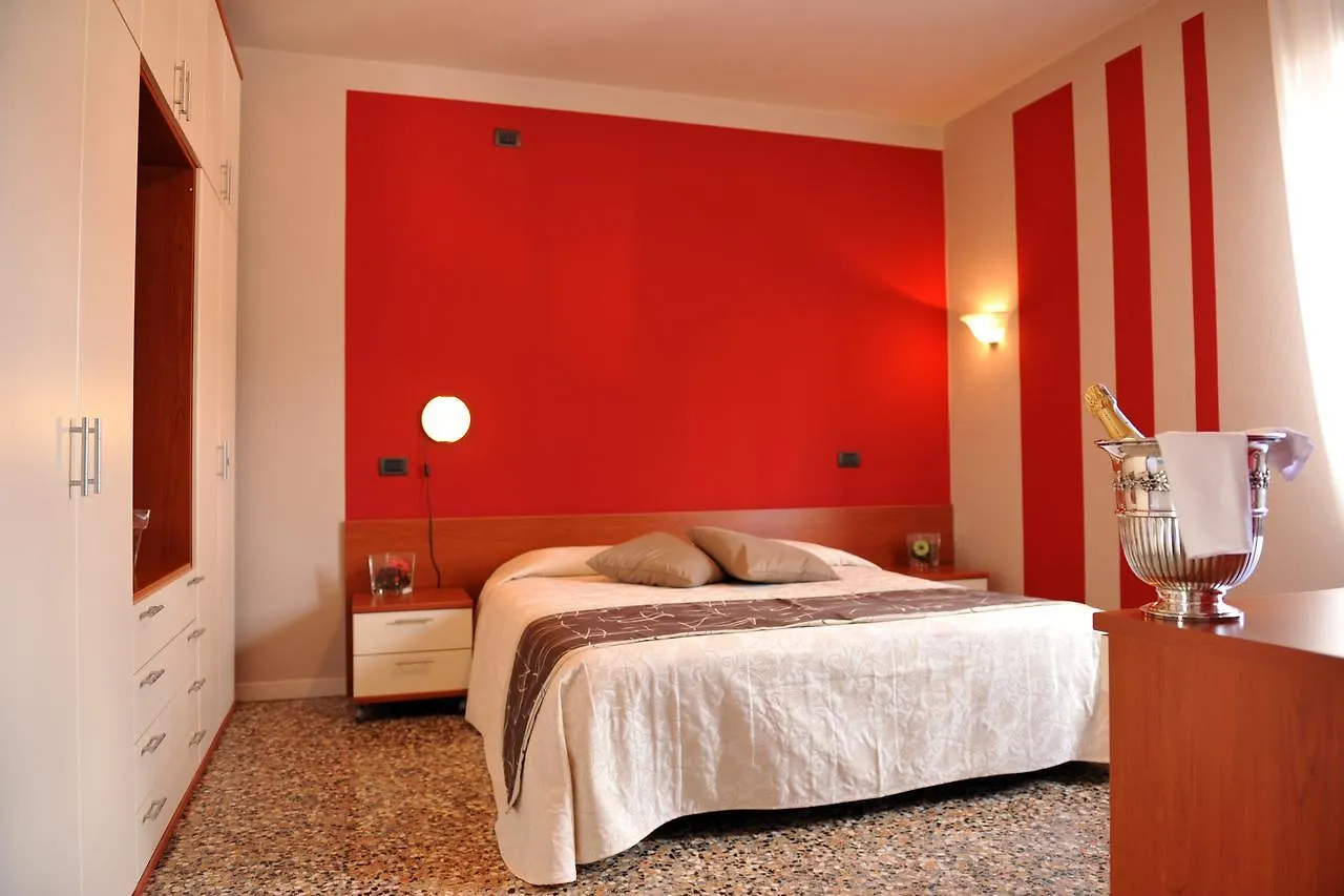 Hotel Bellavista Meuble Monte Isola 2*,