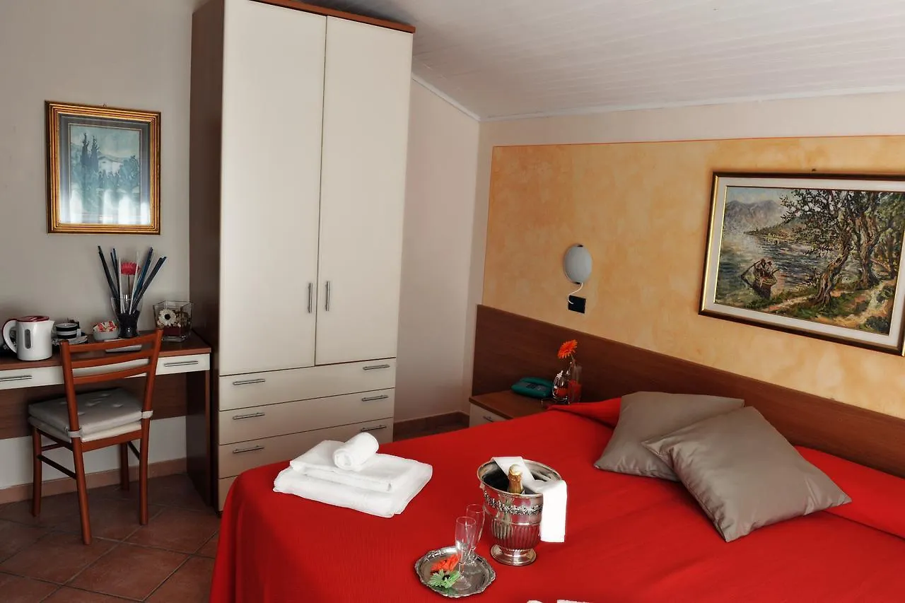 Hotel Bellavista Meuble Monte Isola