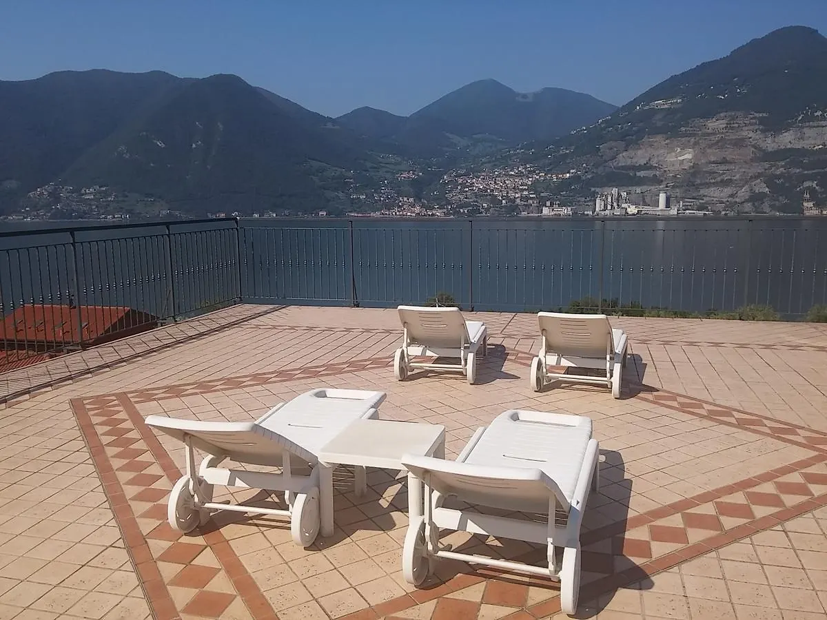 Hotel Bellavista Meuble Monte Isola 2*,  Italien